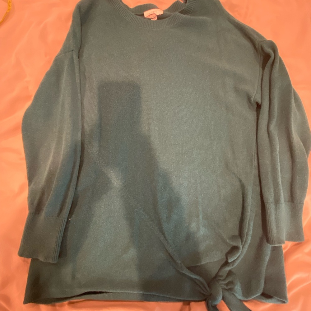 Ann Taylor Loft Keyhole Sweater
